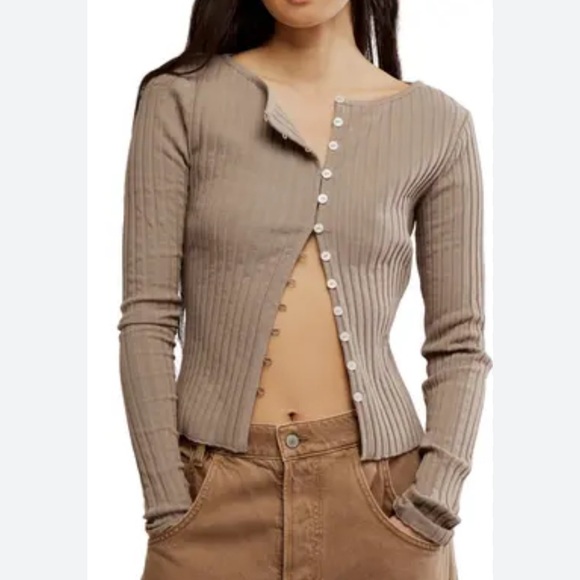 Free People Tilly Long-Sleeve Cardi in Fallen Rock  NWOT Retail $58 - Picture 1 of 7